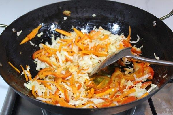 Veg Noodles   Veg Noodles Recipe - 17