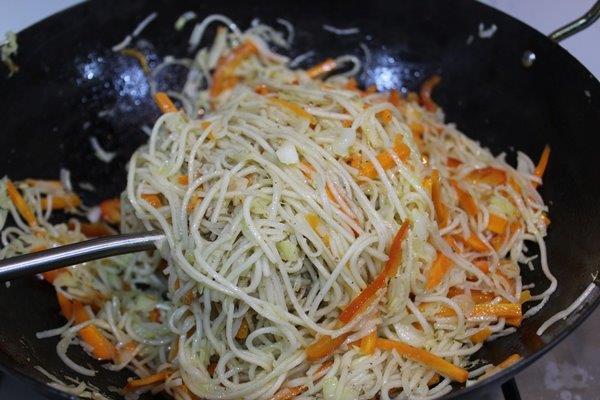 Veg Noodles   Veg Noodles Recipe - 7