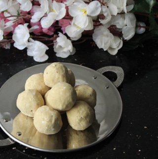 Sunnundalu   Urad Dal Ladoo using Sugar - 30