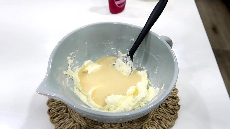 sweetened condensed milk