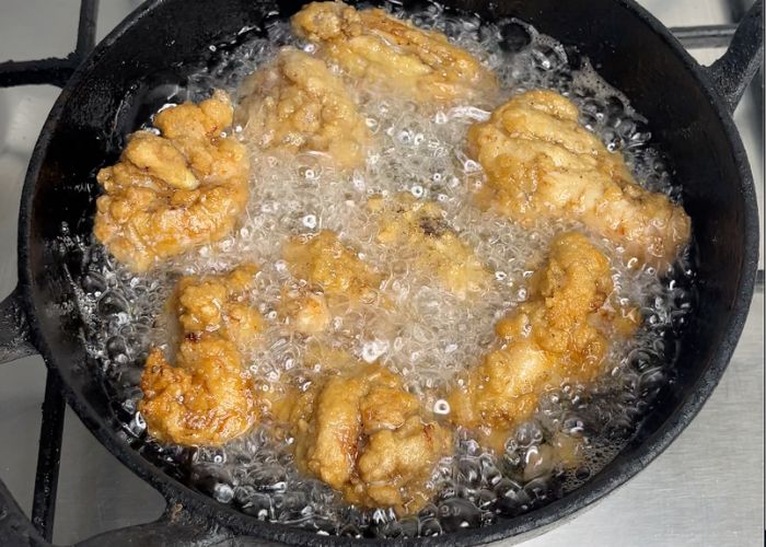 fry chicken till crispy