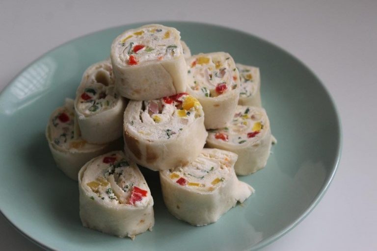 Cream Cheese Pinwheels Recipe - Yummy Tummy
