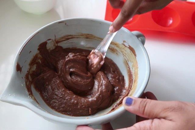 fold gently for making mocha mousse