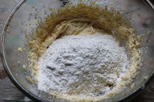 add flour mixture