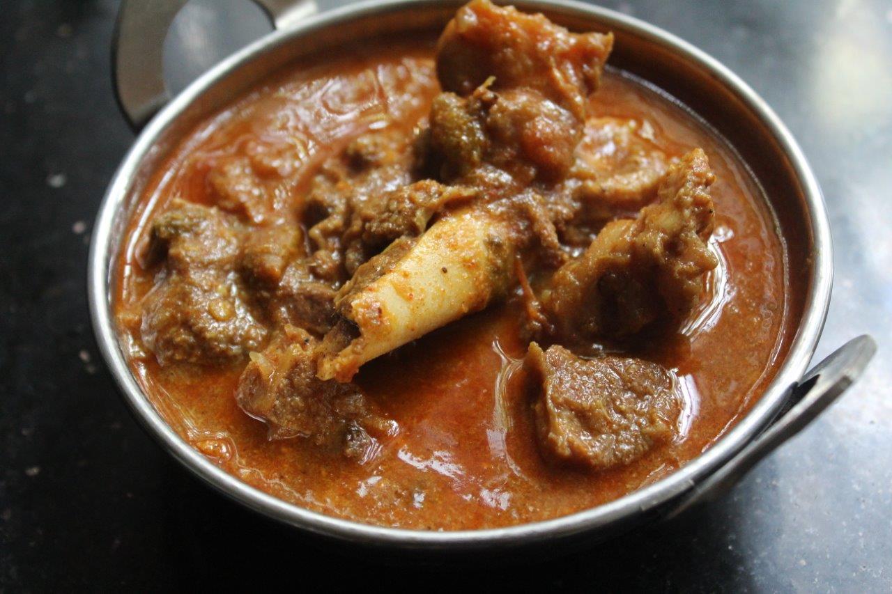 mutton kulambu served