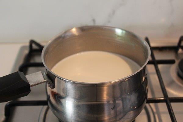 heat milk powder milk to a full boil