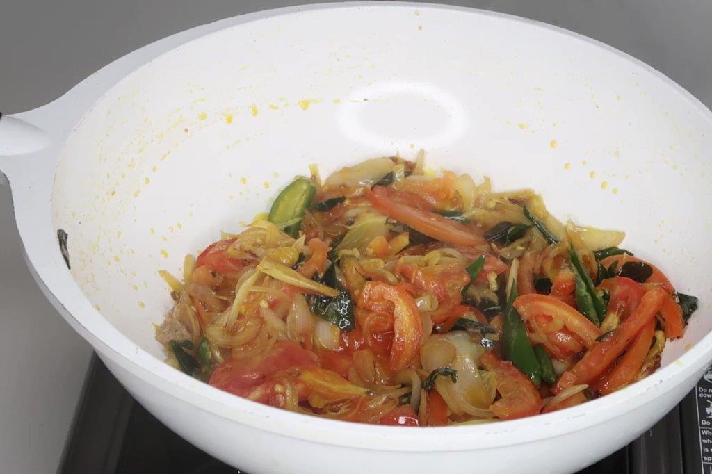 Prawn Thokku   Prawn Thokku Recipe   Eral Thokku Recipe - 52