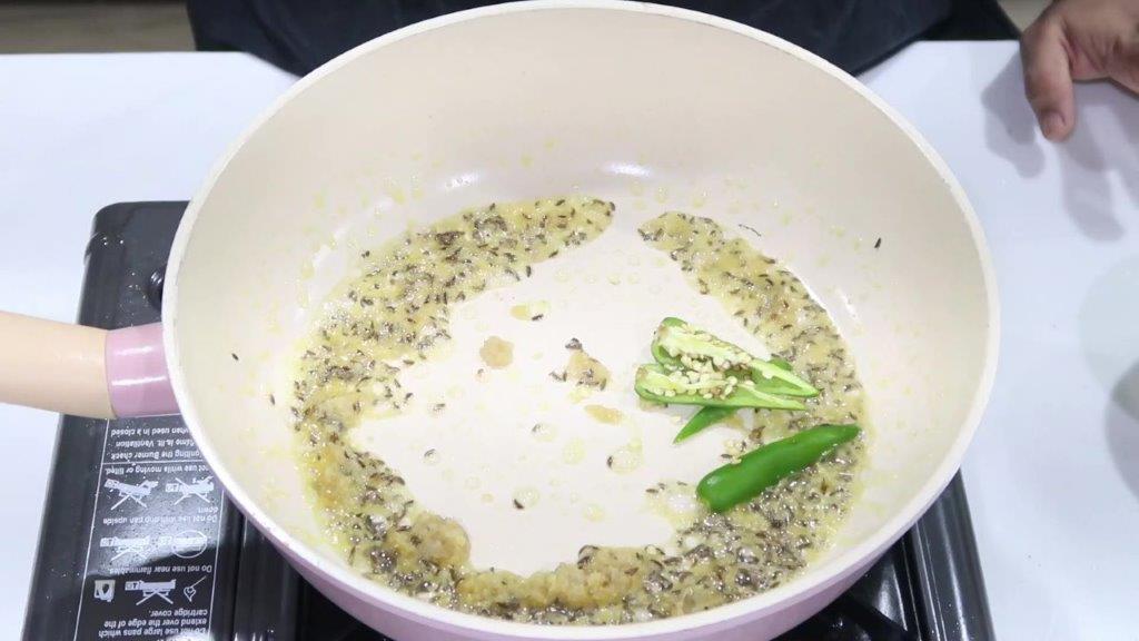 green chillies are added