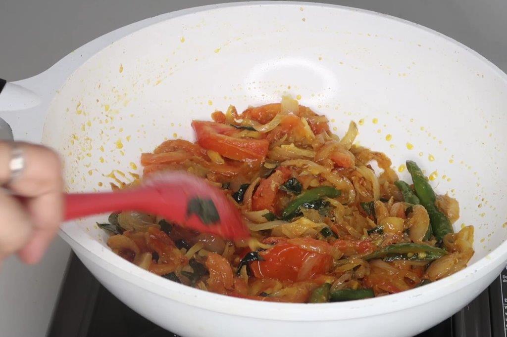 Prawn Thokku   Prawn Thokku Recipe   Eral Thokku Recipe - 82