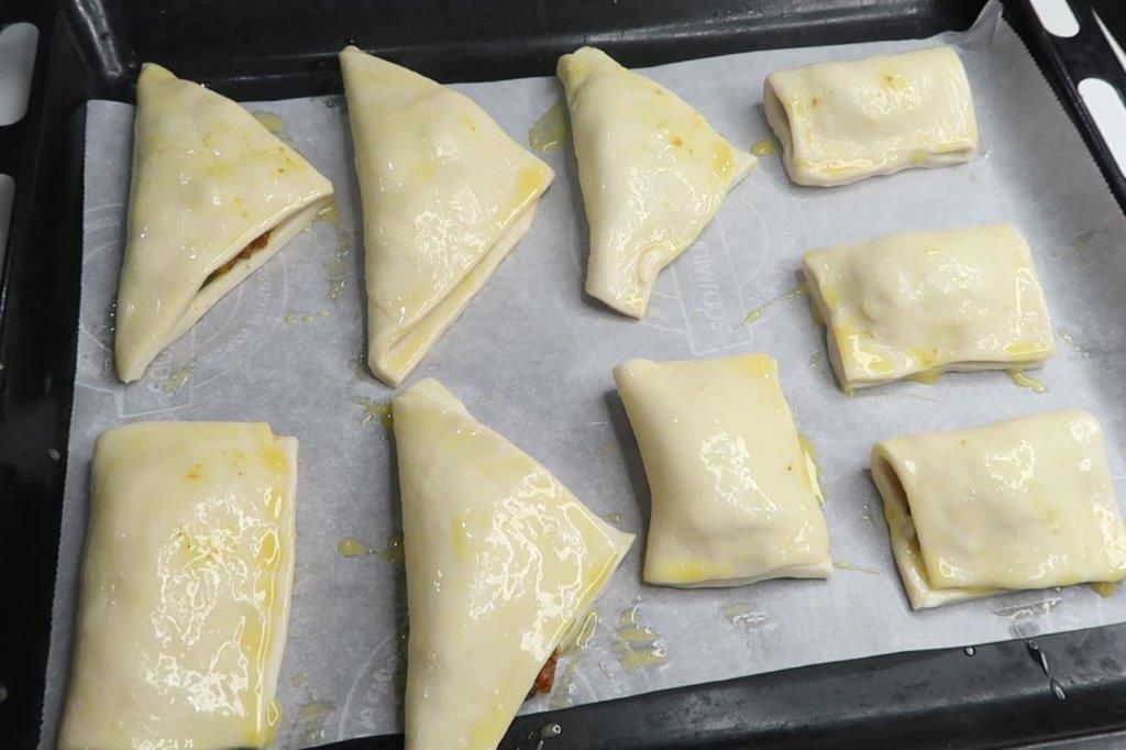Vegetable Puffs Recipe with Frozen Puff Pastry - FoodyBuddy