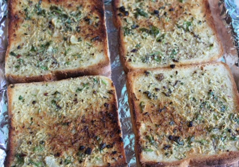 crispy garlic toast