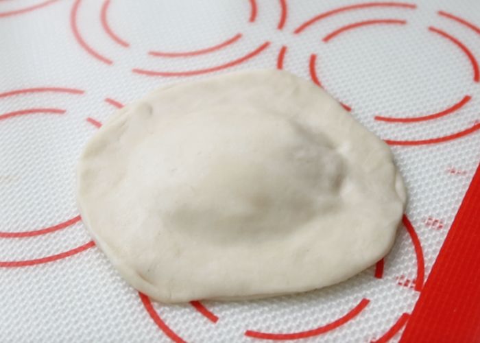 seal with other rolled puri