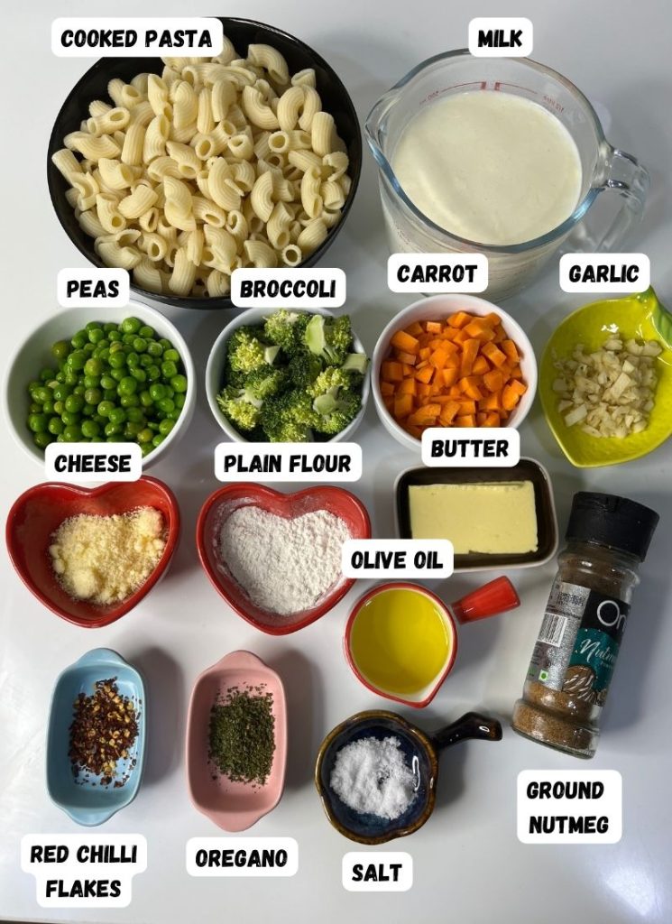 ingredients for making white sauce pasta with vegetables