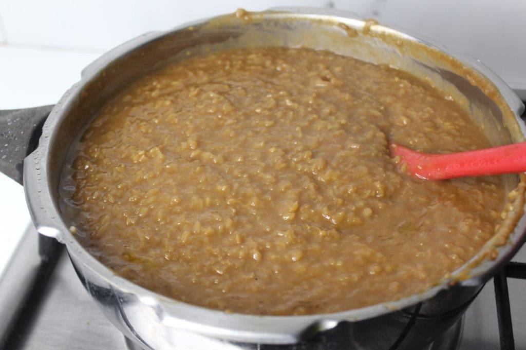 cook sweet pongal | sakkarai pongal till thick
