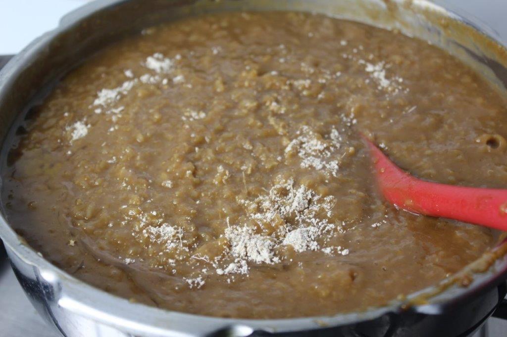 add cardamom powder to sweet pongal | sakkarai pongal