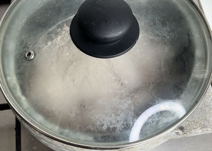 cover and steam ragi flour