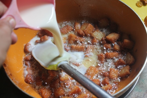 pour in milk over fried bread