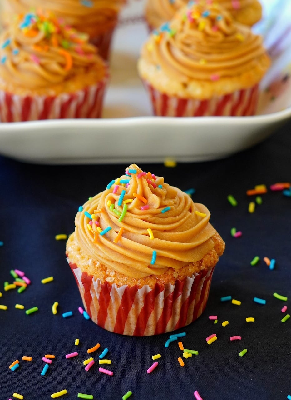 Eggless Vanilla Cupcakes Recipe (with condensed milk) Eggless Vanilla Cupcakes Recipe (with condensed milk)