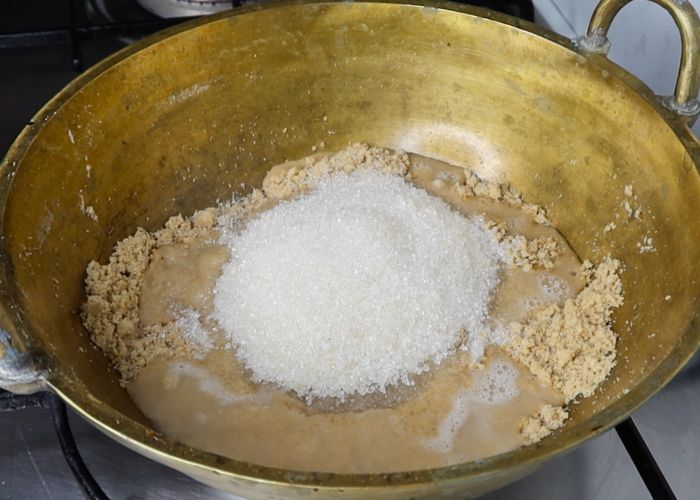 add sugar to the flour