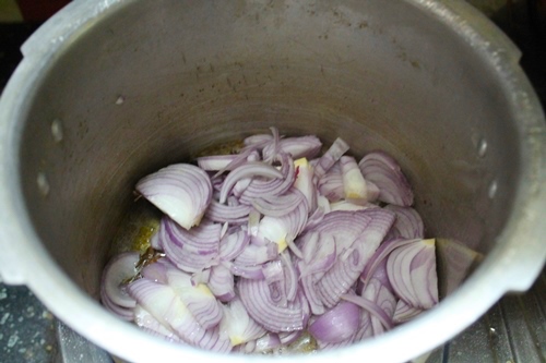 add sliced onions