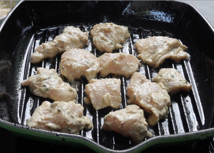 grill chicken in pan