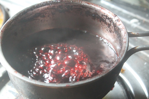 now the beetroot syrup looks thick 