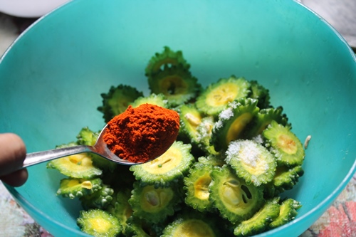 add chilli powder
