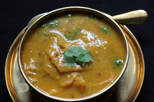 serve dal dhokli hot