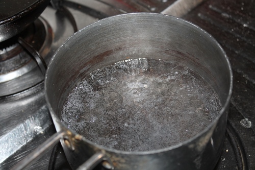 water boiling for making idiyappam