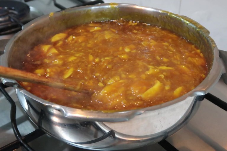 cook till jaggery melts