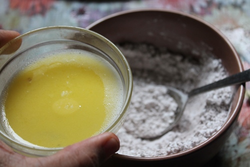 pour the butter mix