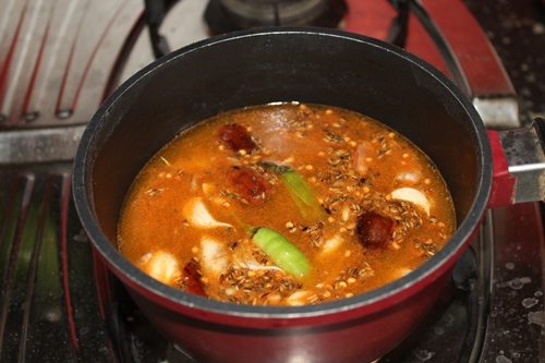 pour in rasam mix