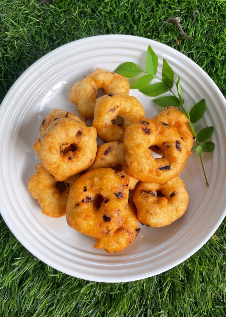 close look for perfect medu vada