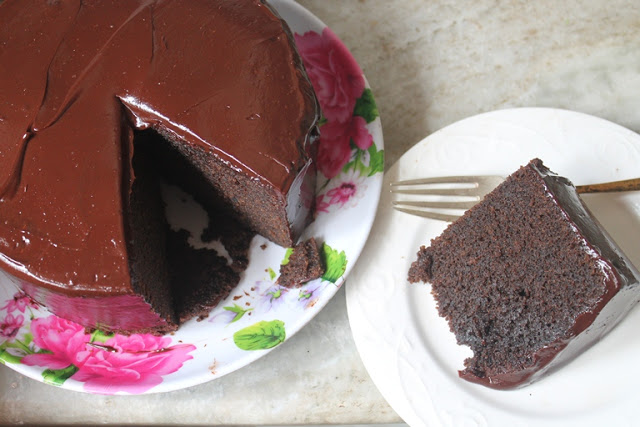 Chocolate Mud Cake sliced and served