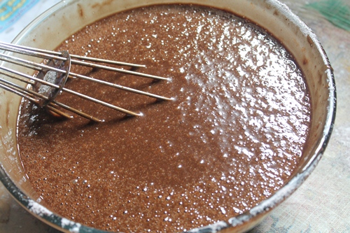 Chocolate Mud Cake batter ready to bake