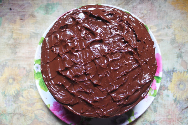 swirled pattern on mud cake