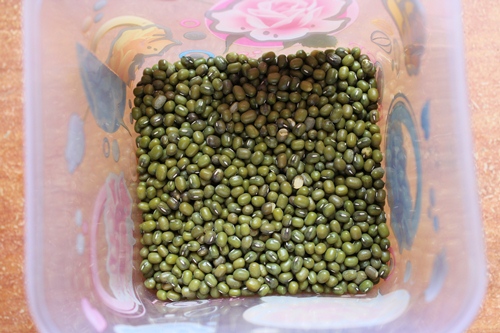 whole green gram