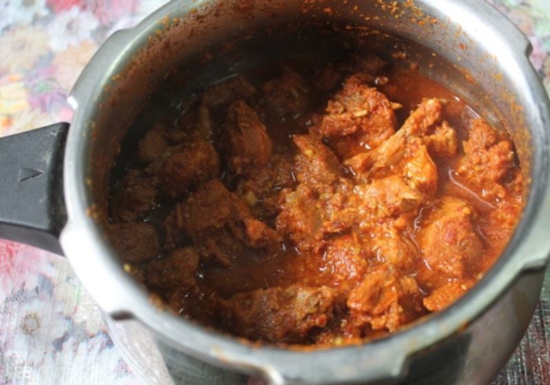 cook till mutton is cooked
