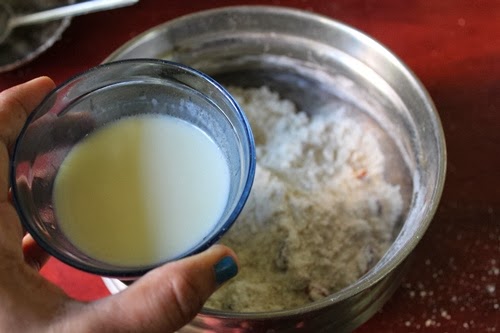 add milk to make rava laddu