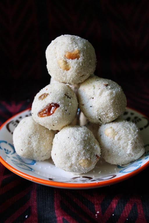 Rava Laddu Recipe (Rava Ladoo)