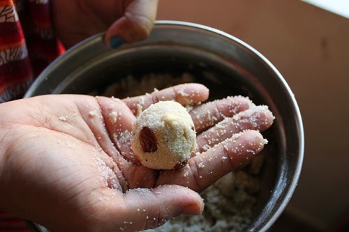 shaped rava ladoo