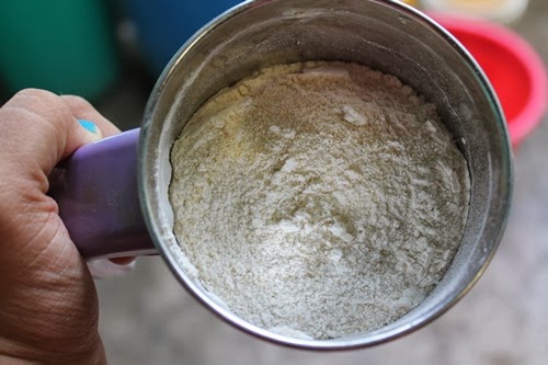 make it into a fine powder