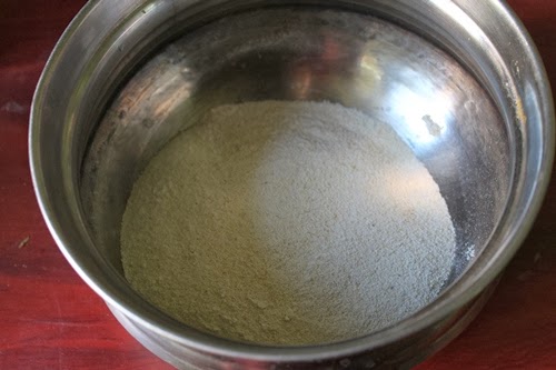 take sooji powder in a bowl