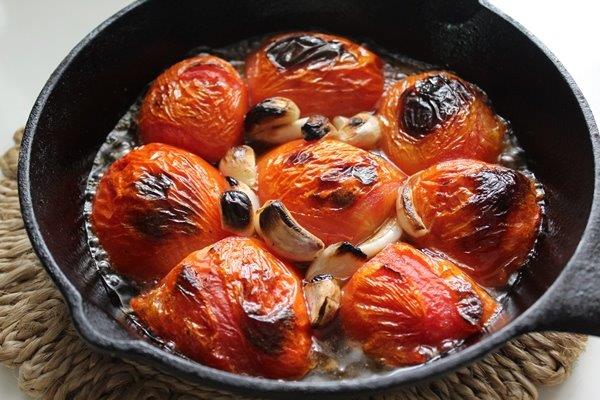 garlic and tomatoes broiled