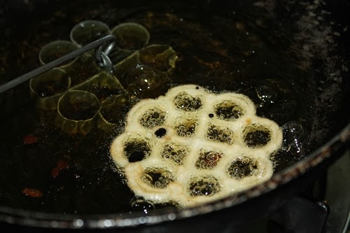 achappam fried in oil