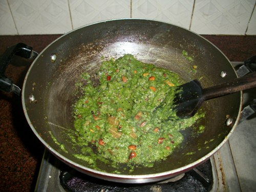 cook well for making coriander rice