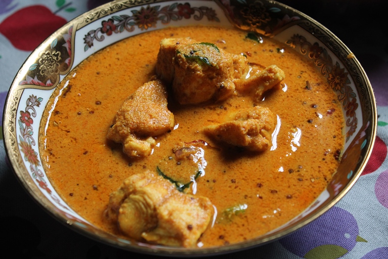 malabar fish curry served