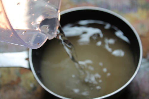 add water to sugar for simple syrup