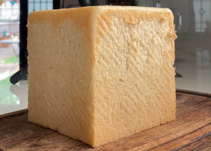 cube bread also known as pullman loaf