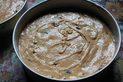 spread cake batter in cake pan